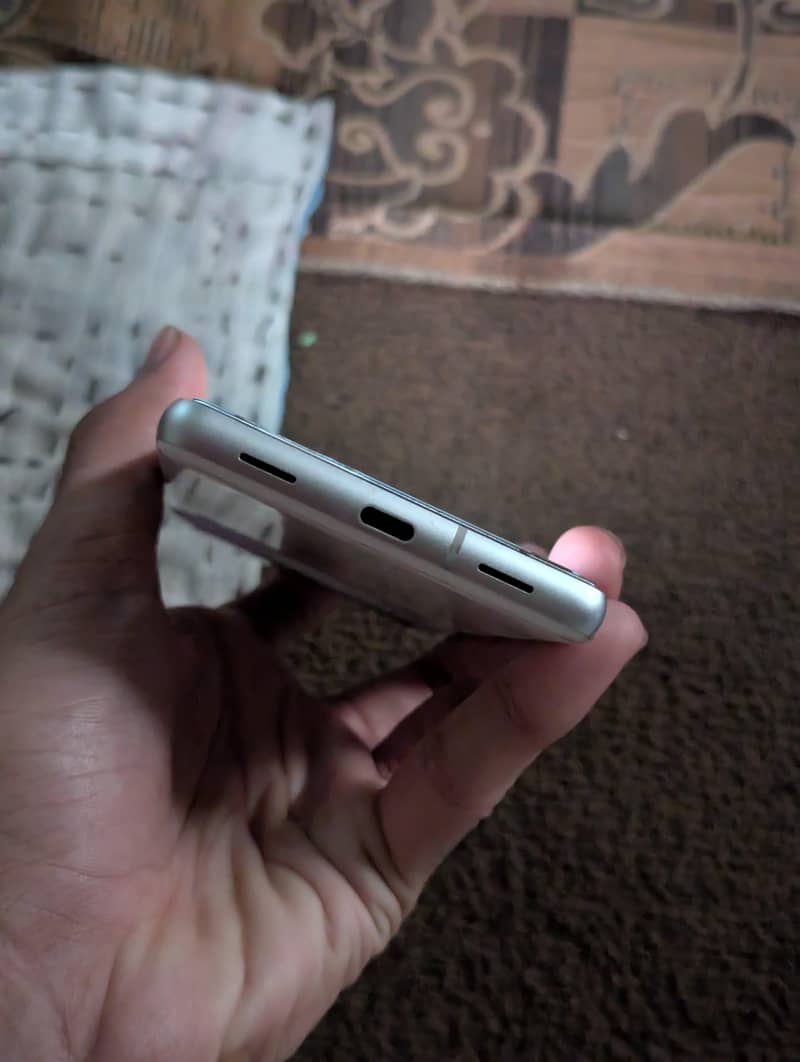 Google Pixel 7a 6