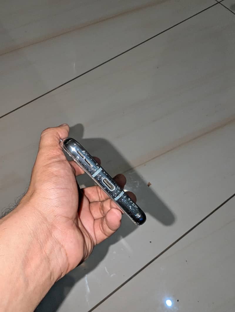 One Plus 9 Pro 6