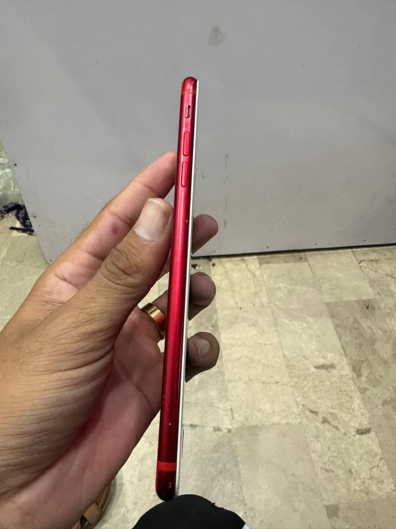 Apple iPhone 7 Plus 3