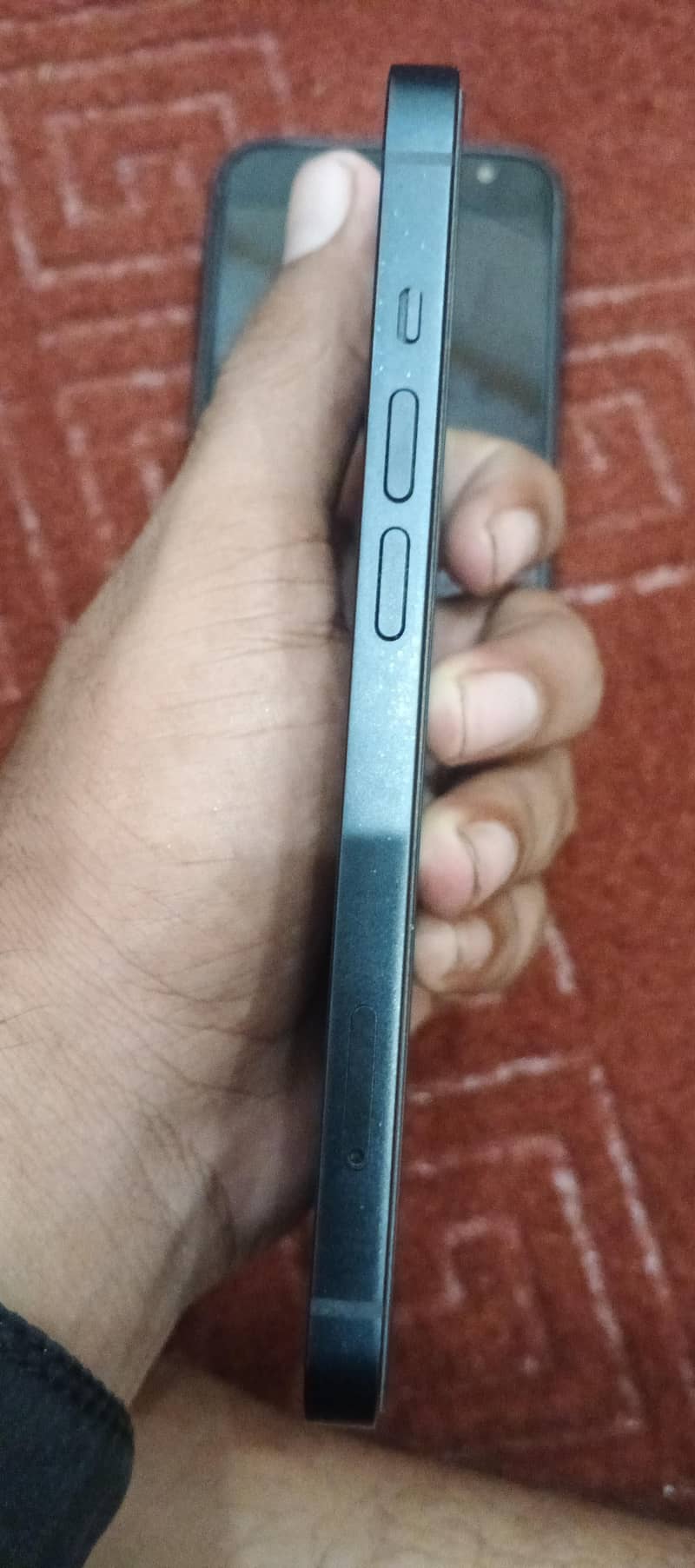 Apple iPhone 13 1