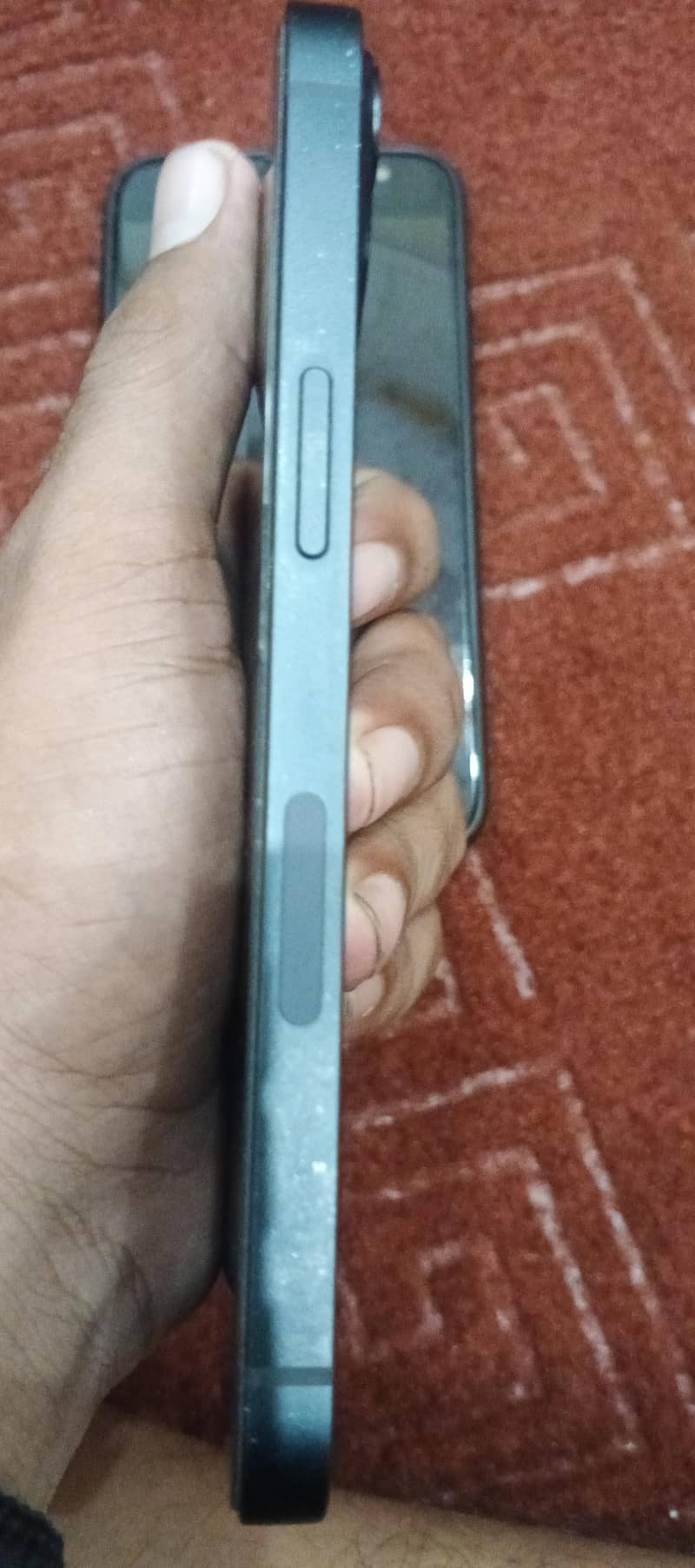 Apple iPhone 13 2