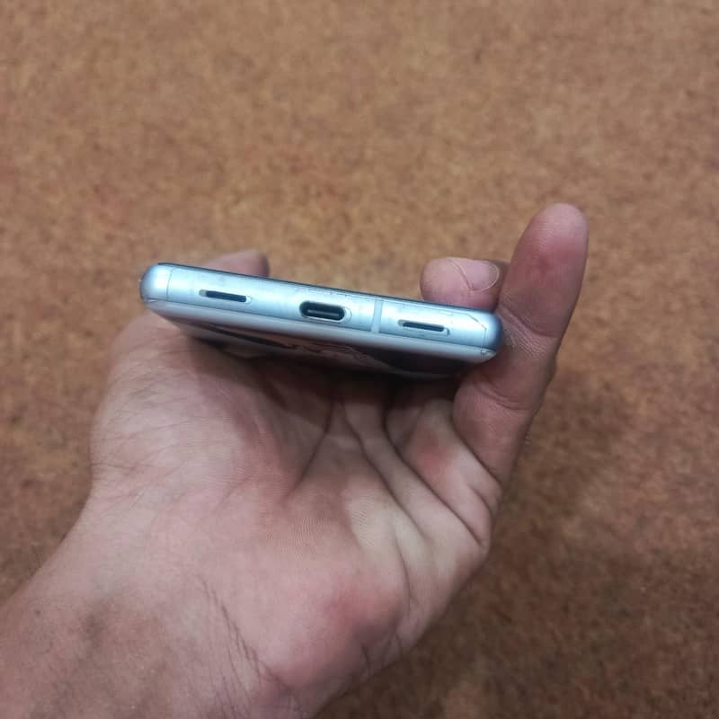 Google Pixel 7a 3