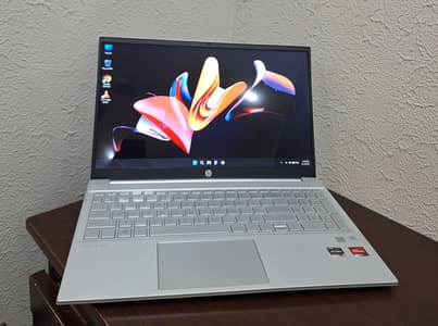 HP PAVILION 15 RYEN 5 5500U