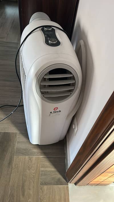 E tech portable ac (brand new condition)