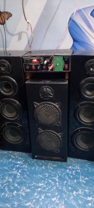 Woofer speaker Hain Or Sath Subwoofer Hai