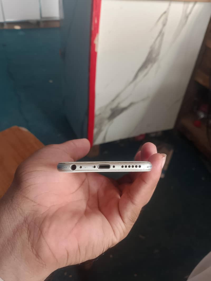 Apple iPhone 6 2
