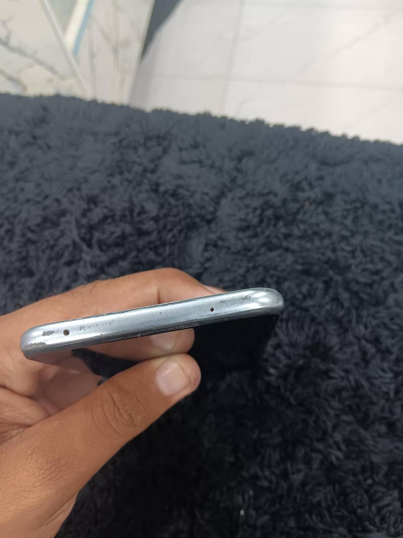 Xiaomi Redmi Note 9S 3
