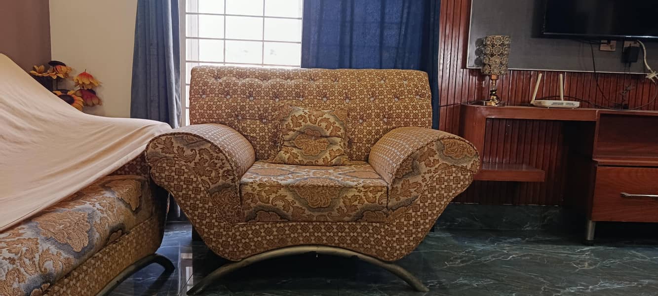 sofa and table set 9