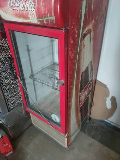 Coca-Cola Commercial Display Chiller / Bottle Cooler – Urgent Sale!