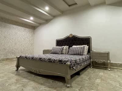 Bed set with dresser