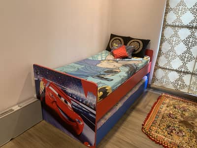 Kids bed