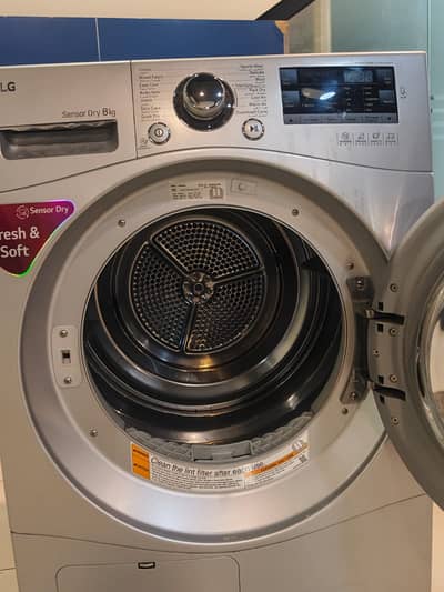 LG 8kg Sensor Dry front-load clothes dryer