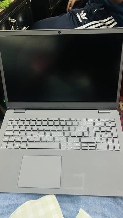 Dell Vostro 3501
