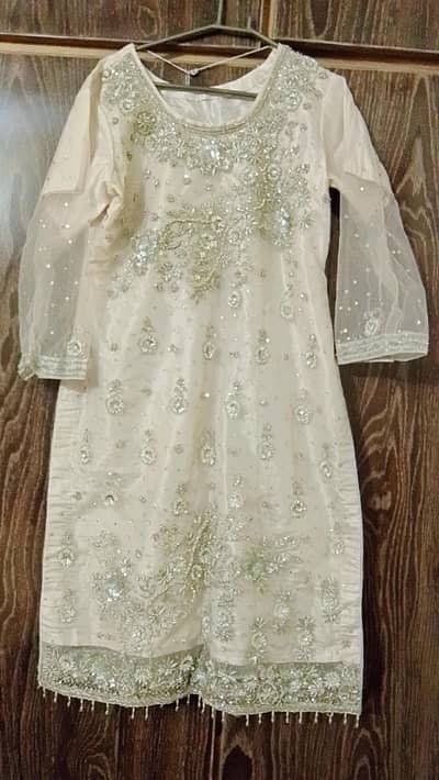 fancy dress for sale,  medium size ,tea pink color . . . one time use . .