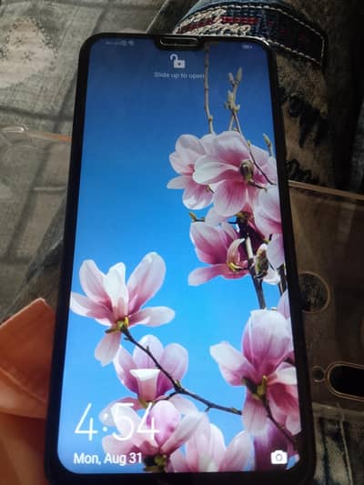 Honor 8X 4 128 urgent sale 03704655904