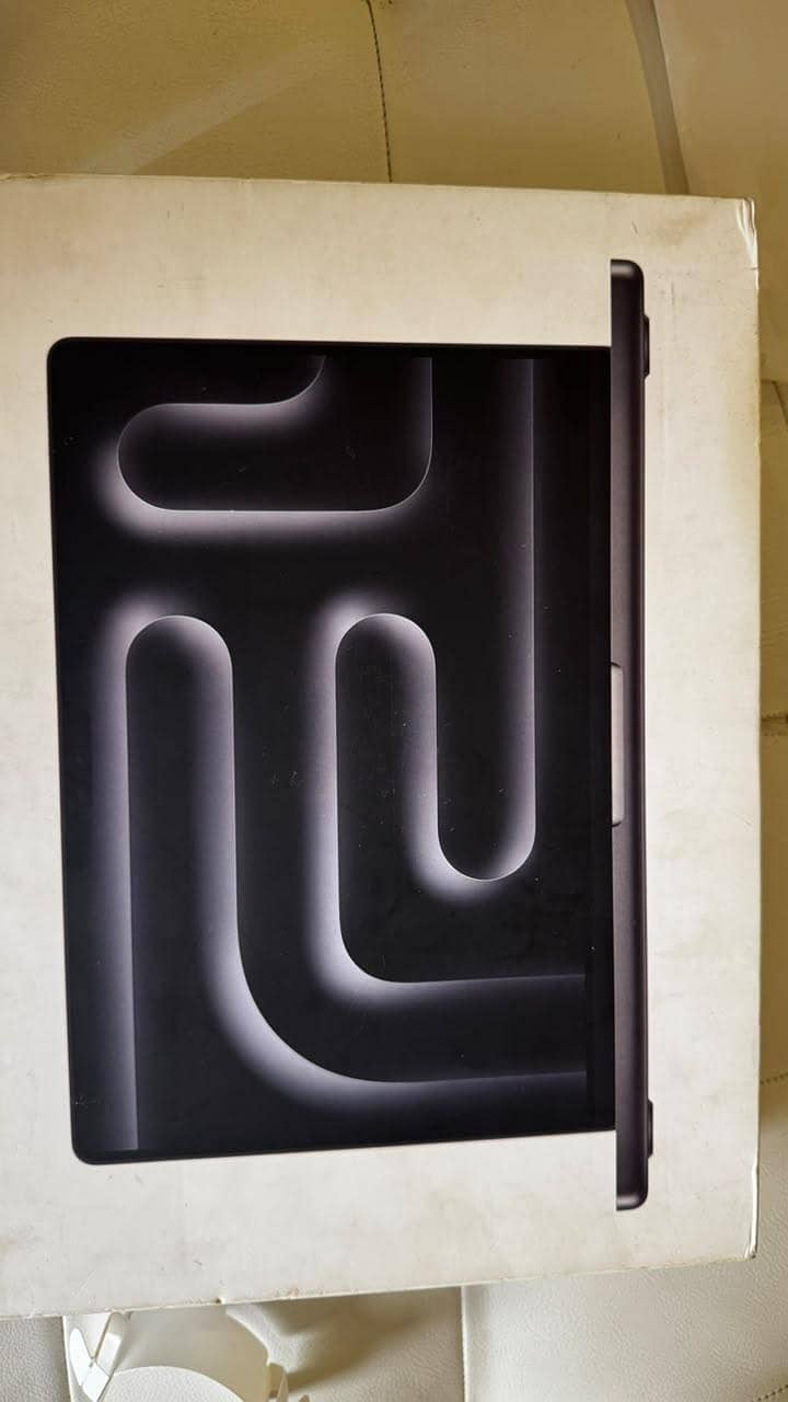 macbook pro M4 7