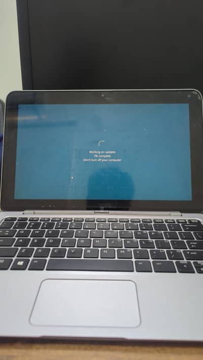 HP Elite X2 Laptop 8 gb 118 gb(Read Ad)