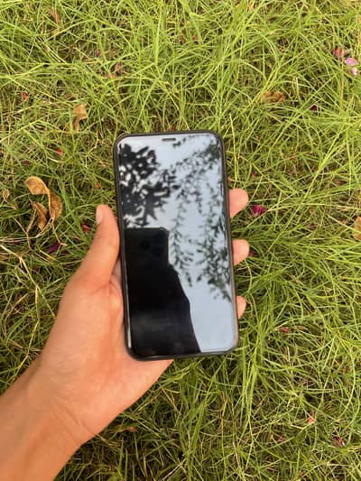 Apple iPhone XR