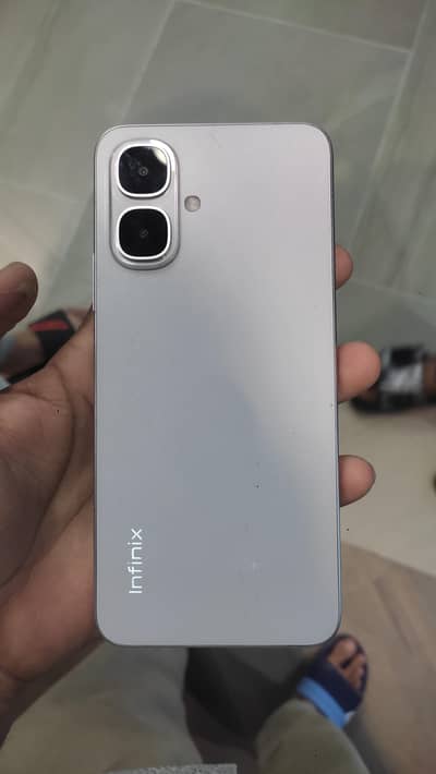 Infinix Hot 10