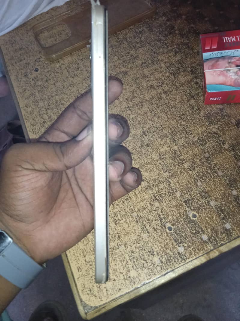 Realme Note 70 4