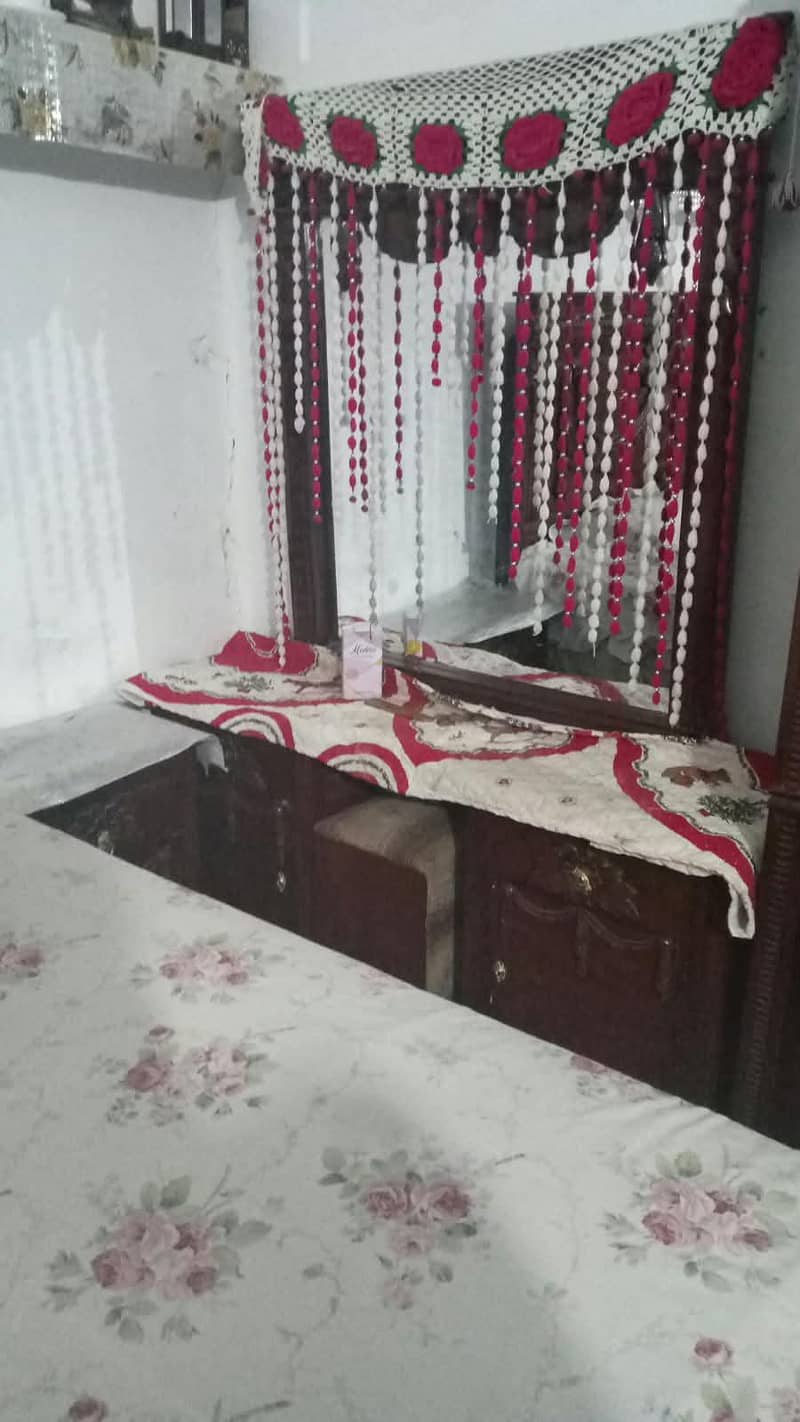 dressing table 1