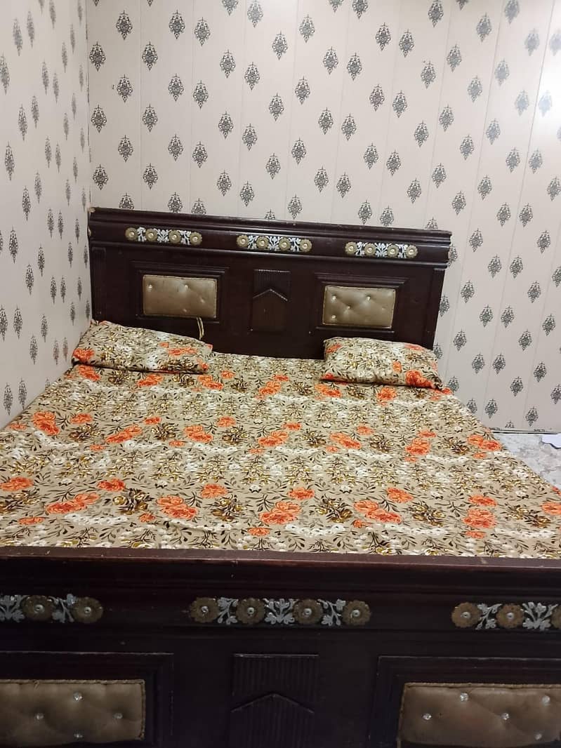 king size bed 3