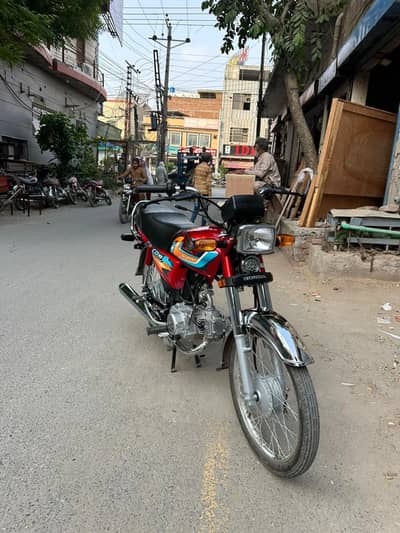 new bike 2027 10/10 condition 2 week use only