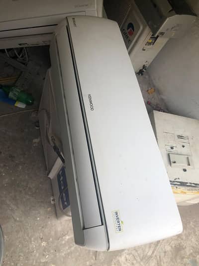 Kenwood 1.5 ton dc invtr heet and cool totally joinin
