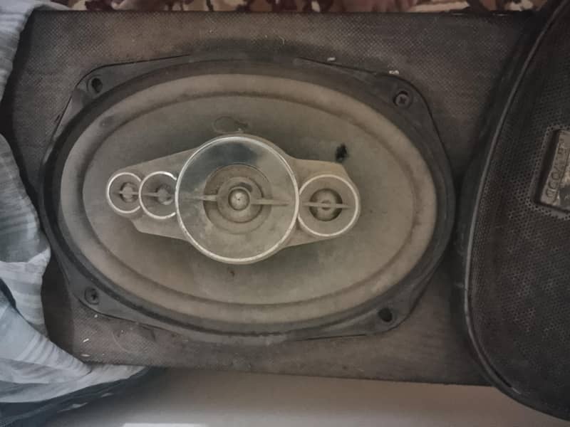 car speaker 4