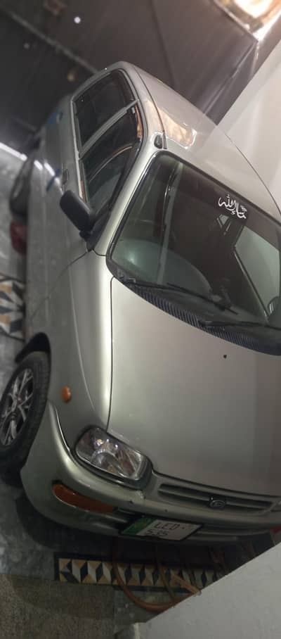 Daihatsu Cuore 2011