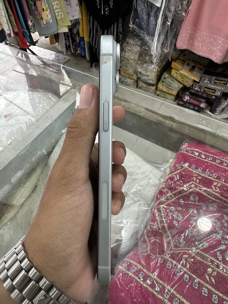 Apple iPhone 15 plus 1