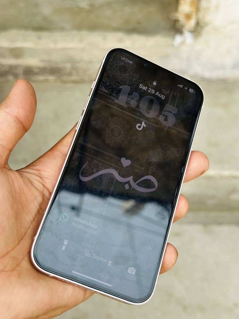 Apple iPhone 13 6