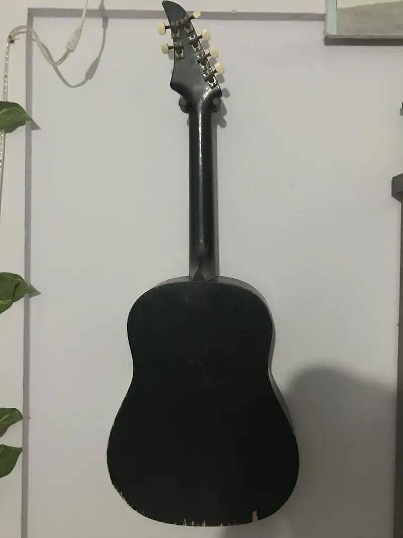Guitar | 6 strings working. 1