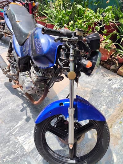 Piaggio 125 storm first owner bike