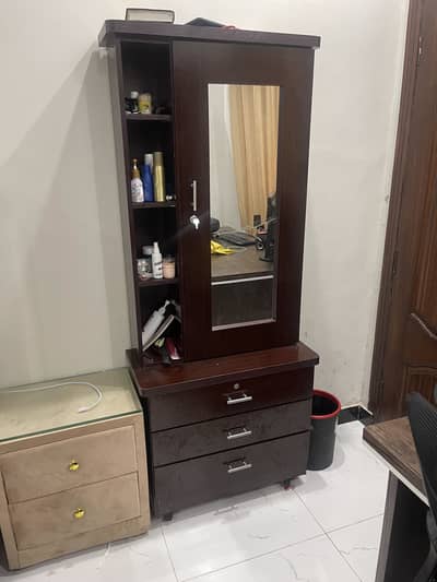 Wooden Dressing Table with Mirror & Drawers