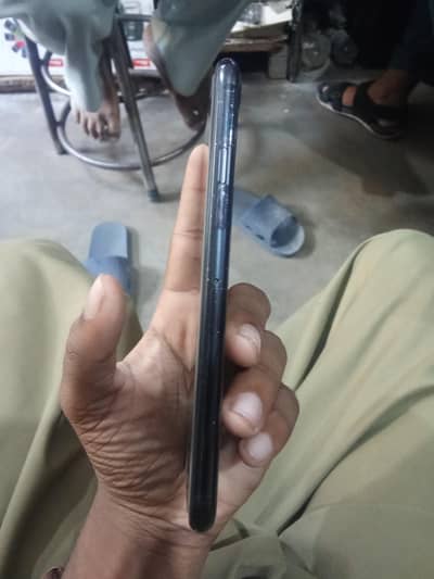 Apple iPhone SE