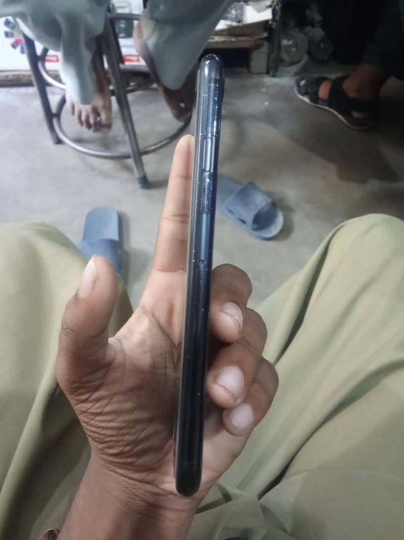 Apple iPhone SE 0