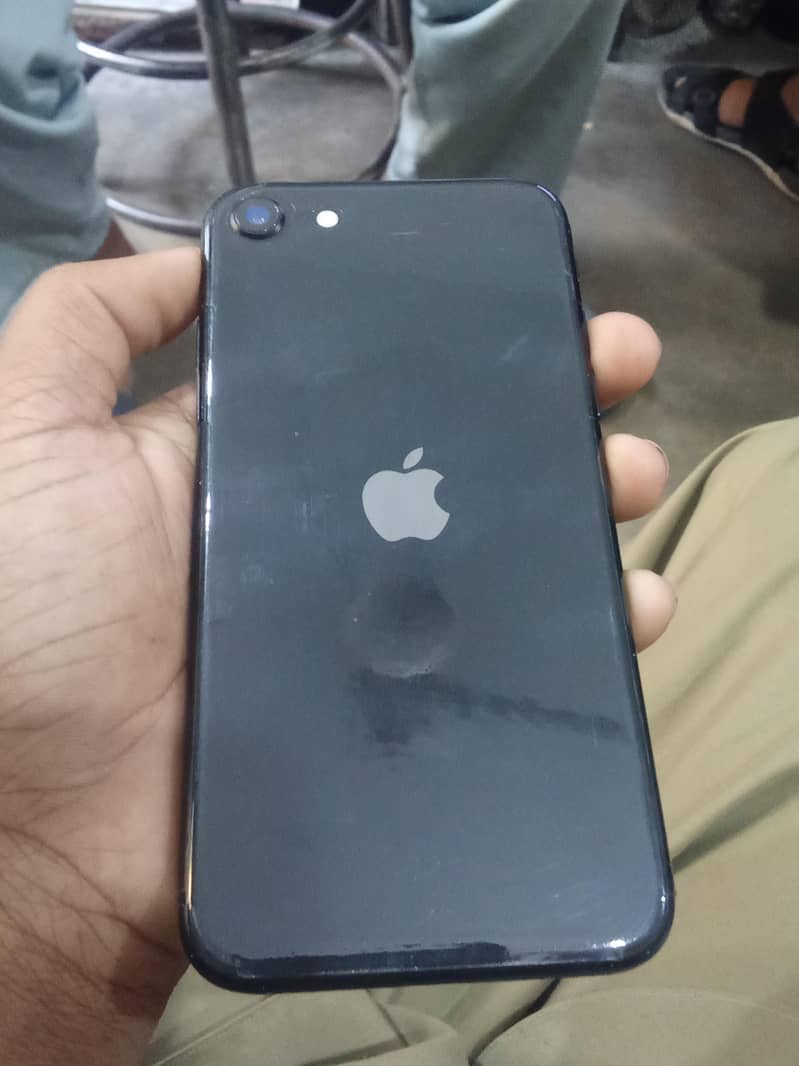 Apple iPhone SE 6