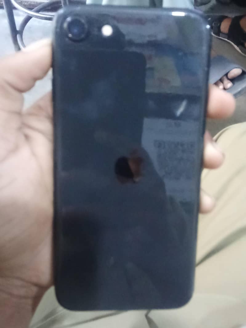 Apple iPhone SE 7