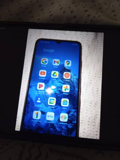 Realmi  10
