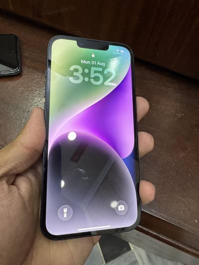 Apple iPhone 14