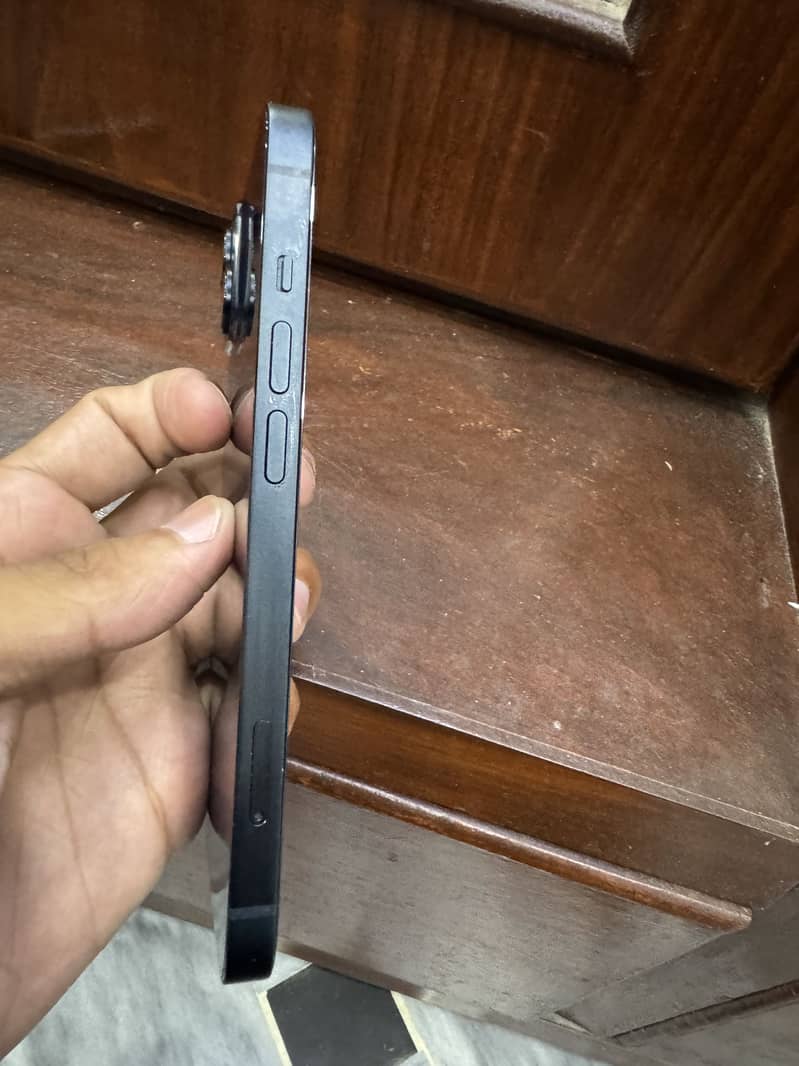 Apple iPhone 14 1