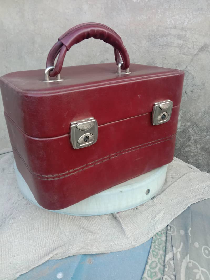 Make up Box 2