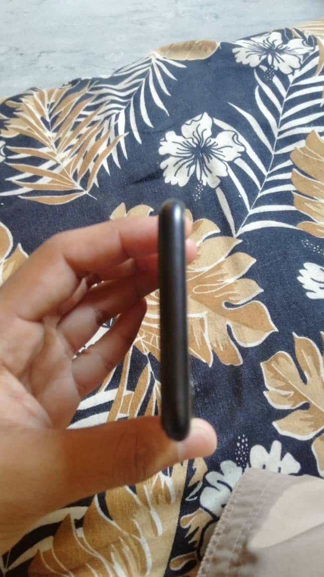 Apple iPhone SE 4