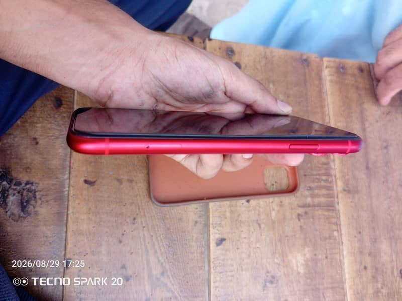 Apple iPhone 11 5