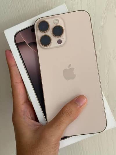 Apple iPhone 16 Pro Max