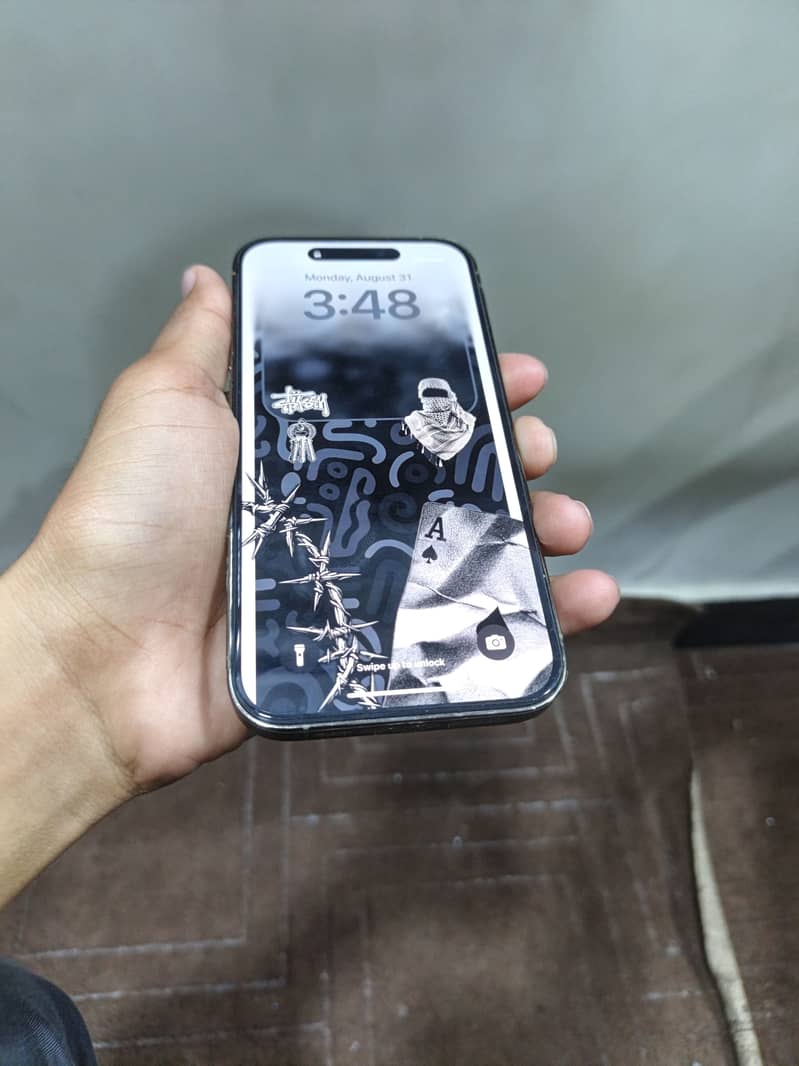 Apple iPhone 14 Pro 2