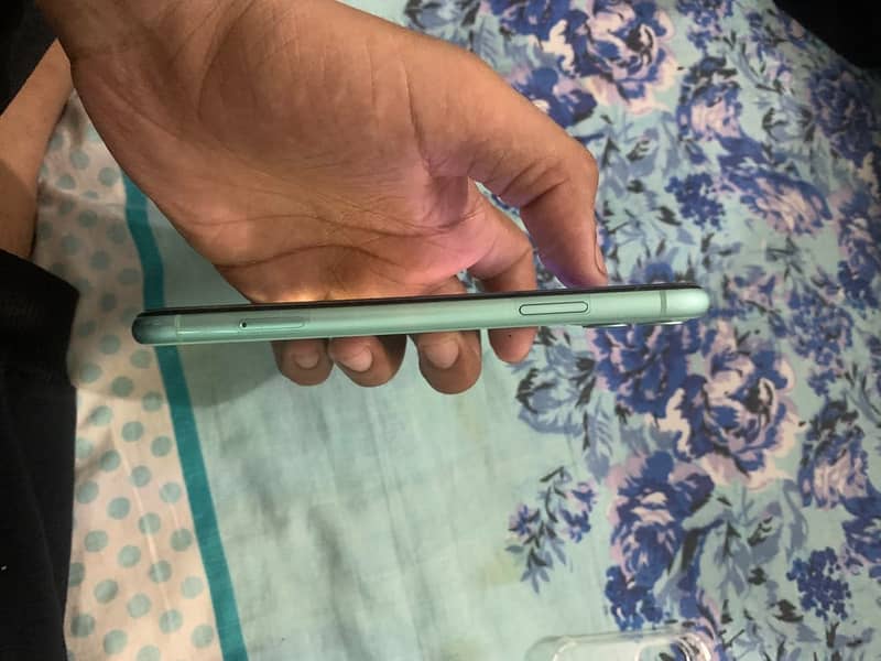 Apple iPhone 11 1