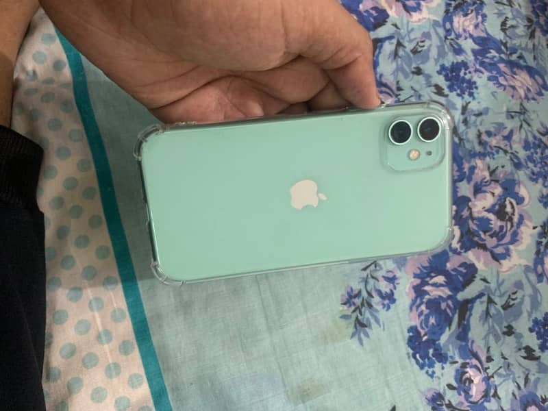 Apple iPhone 11 2