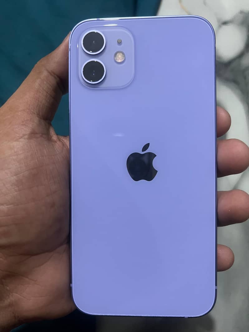 Apple iPhone 12 6